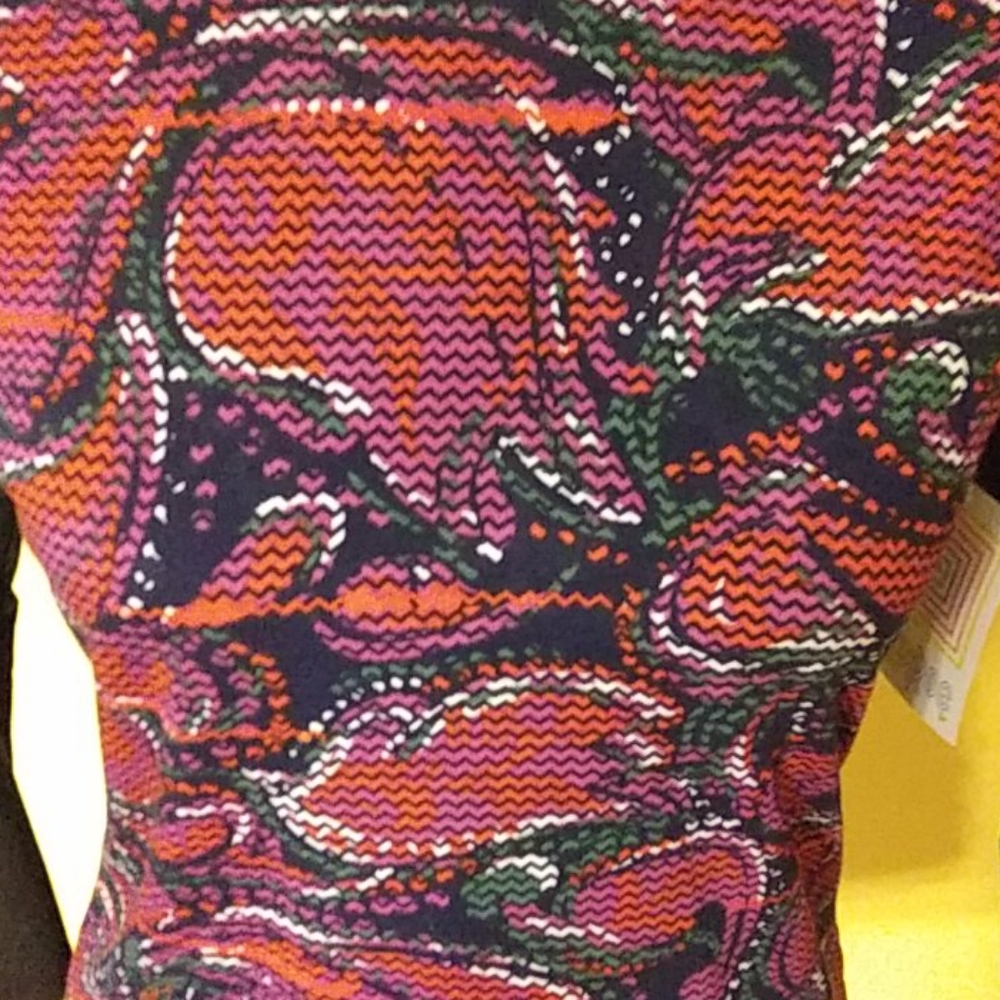 LulaRoe Randy - Picture 2 of 5